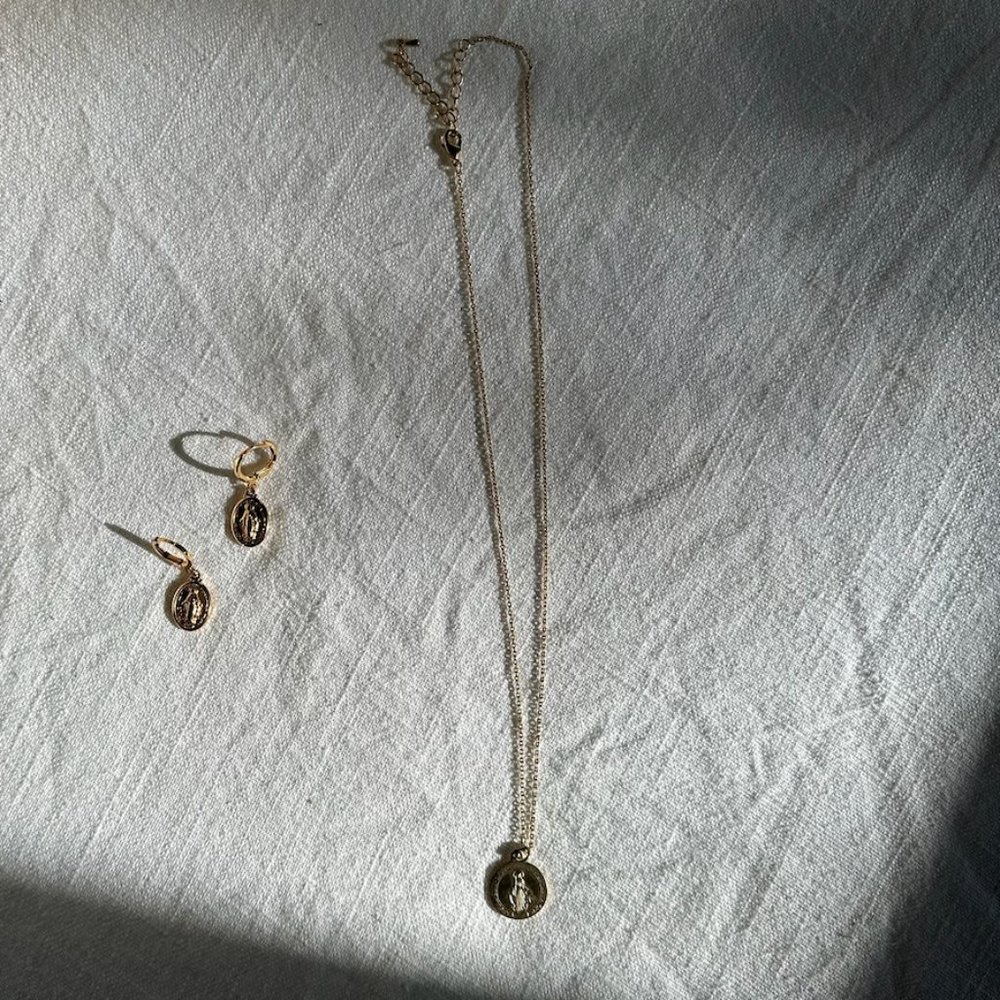 Princess Polly Necklace + Earring set